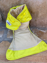Load image into Gallery viewer, One Size Pocket &quot;Neon Yellow&quot;-In Stock
