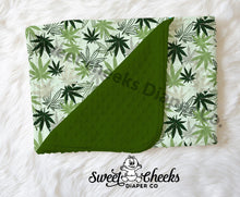 Load image into Gallery viewer, Minky Blanket &quot;Maple Leaf&quot;-In Stock
